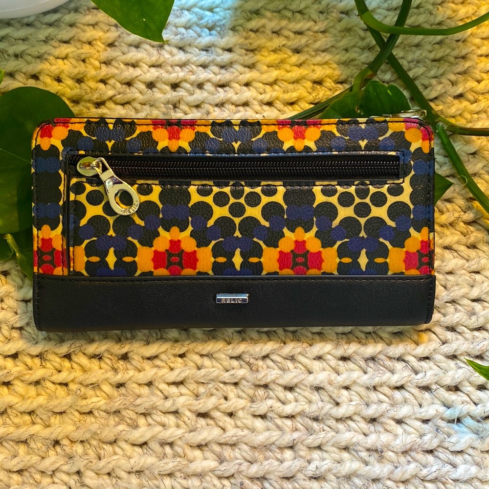 RELIC WALLET 😍